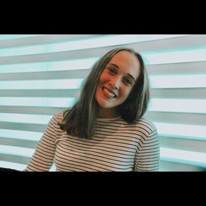 Meet your Posher, Rebecca